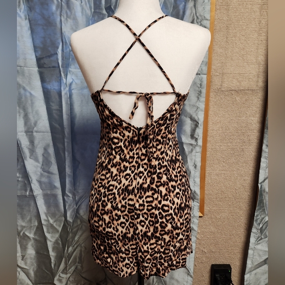 Forever 21 Animal Print Mini Dress - Picture 4 of 8